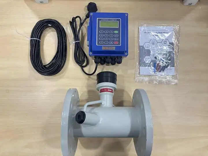 Đồng hồ đo lưu lượng siêu âm dạng Pipe 