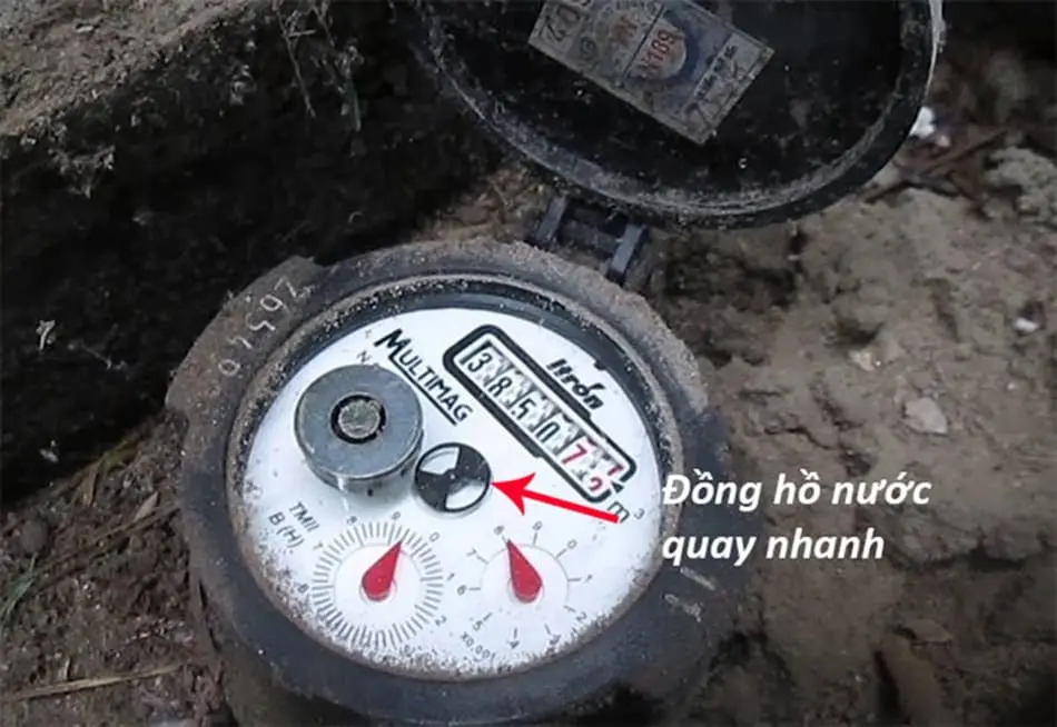 Nguyên nhân dẫn đến việc đồng hồ nước chạy nhanh