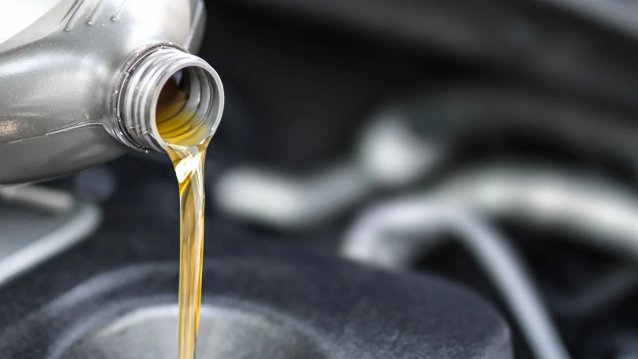 Dầu, hóa chất hoặc dung môi đặc biệt